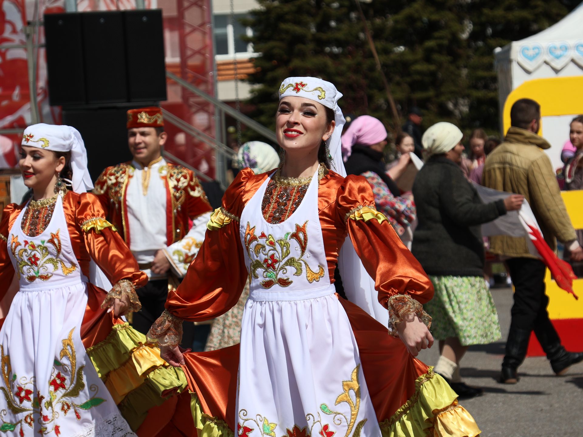 Бөек Җиңүгә 79 ел: Актанышта "Хәтер кайтавазы" бәйрәм тантанасыннан фоторепортаж