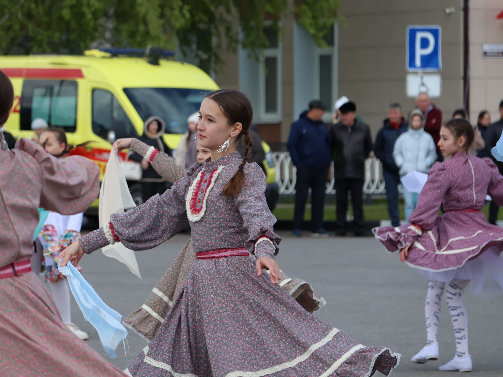 Бөек Җиңүгә 79 ел: Актанышта "Хәтер кайтавазы" бәйрәм тантанасыннан фоторепортаж