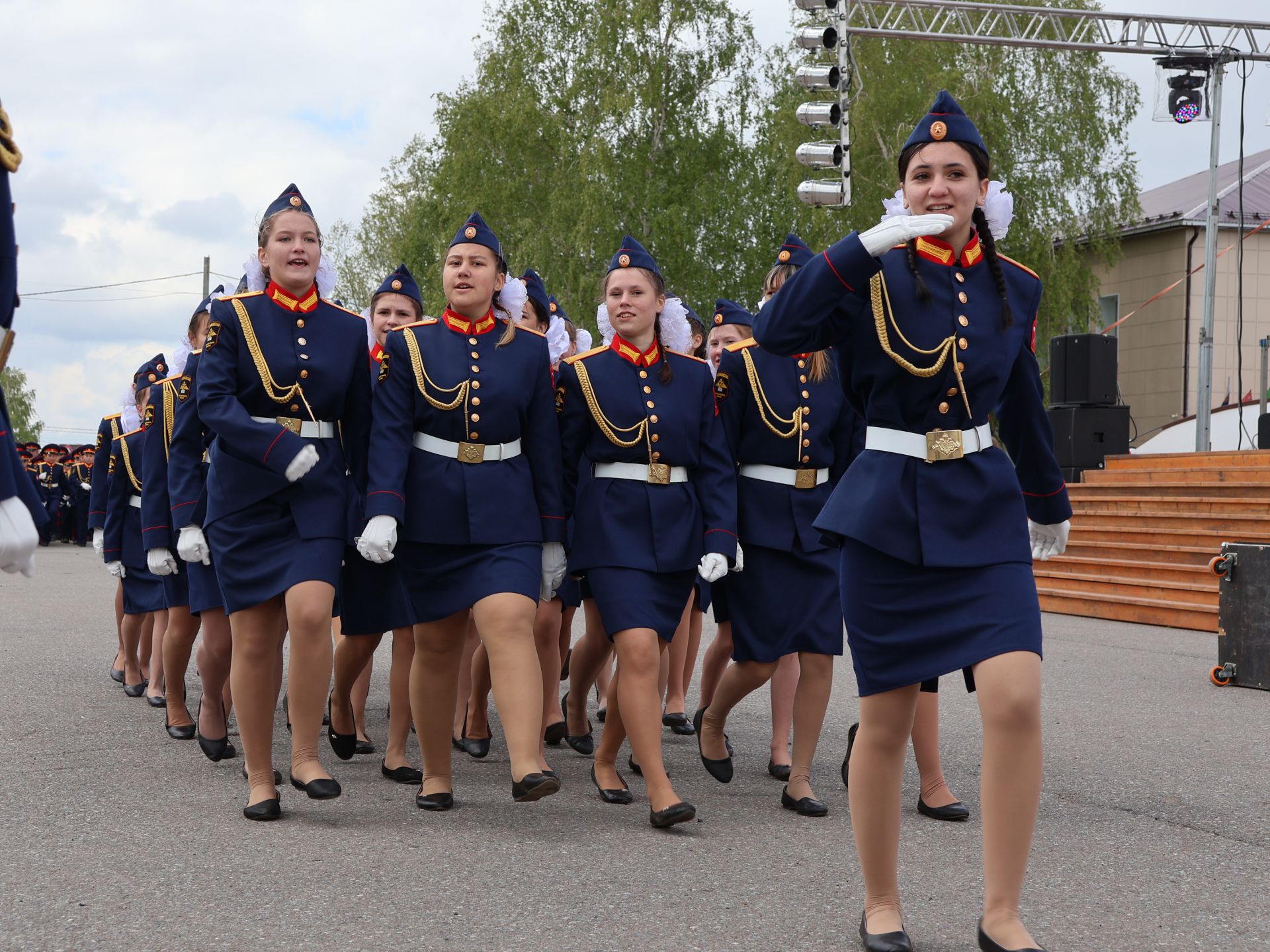 Бөек Җиңүгә 79 ел: Актанышта "Хәтер кайтавазы" бәйрәм тантанасыннан фоторепортаж