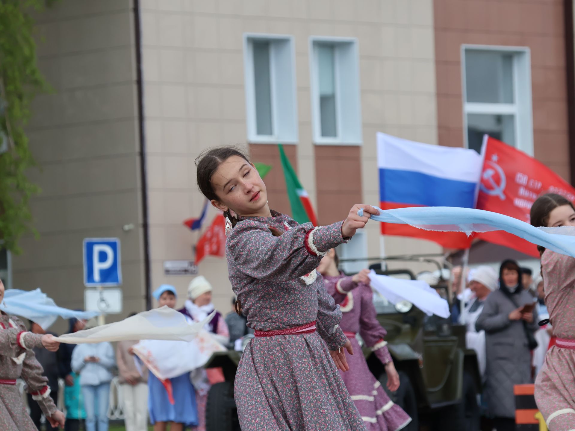 Бөек Җиңүгә 79 ел: Актанышта "Хәтер кайтавазы" бәйрәм тантанасыннан фоторепортаж