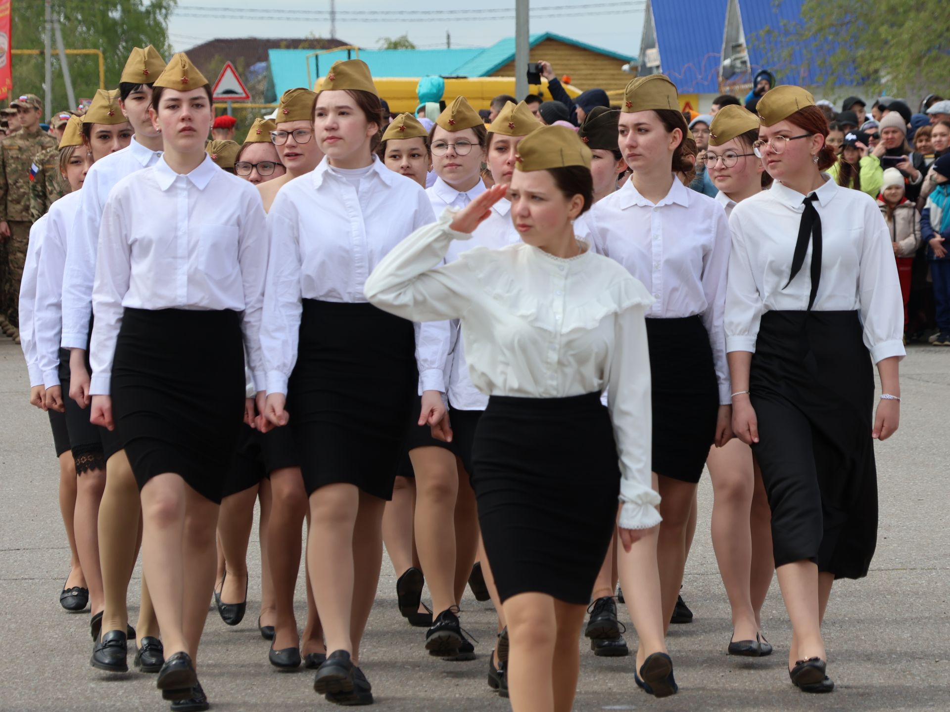 Бөек Җиңүгә 79 ел: Актанышта "Хәтер кайтавазы" бәйрәм тантанасыннан фоторепортаж