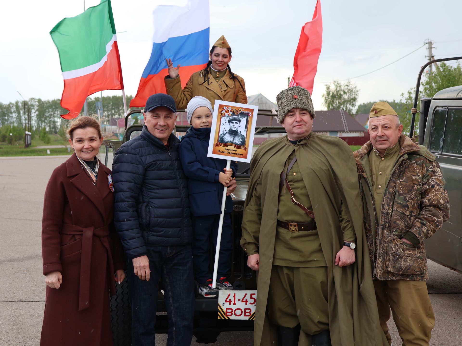 Бөек Җиңүгә 79 ел: Актанышта "Хәтер кайтавазы" бәйрәм тантанасыннан фоторепортаж