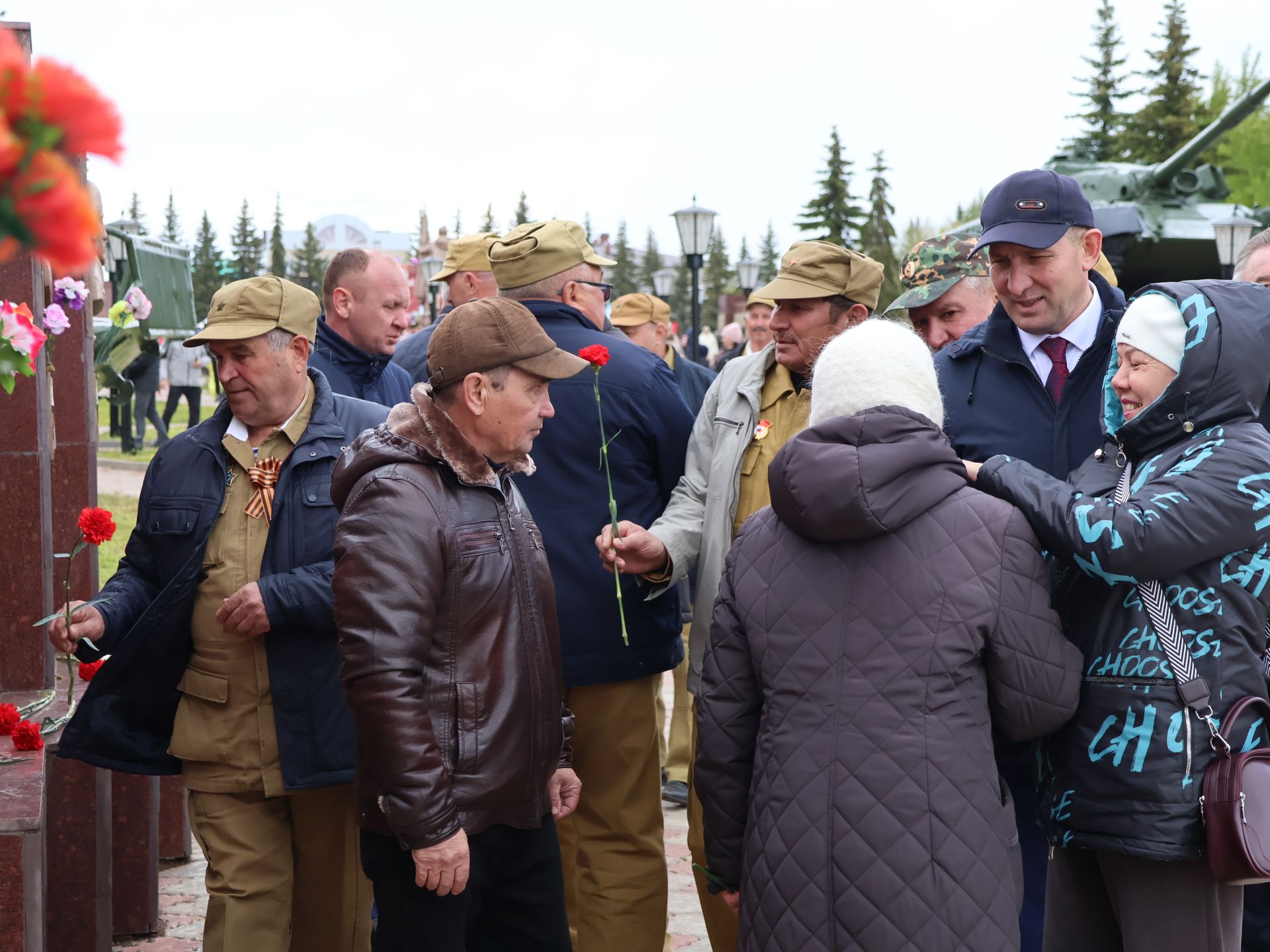 Бөек Җиңүгә 79 ел: Актанышта "Хәтер кайтавазы" бәйрәм тантанасыннан фоторепортаж