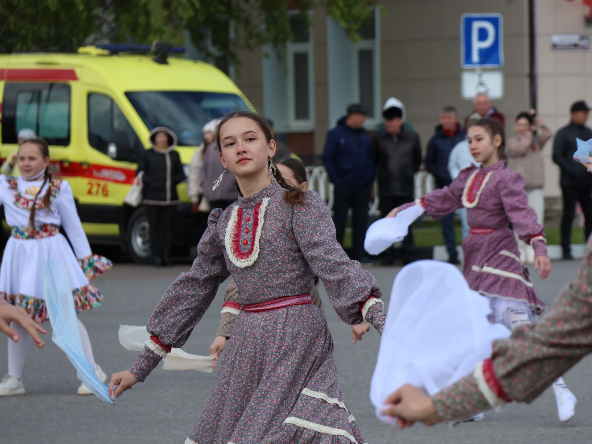 Бөек Җиңүгә 79 ел: Актанышта "Хәтер кайтавазы" бәйрәм тантанасыннан фоторепортаж