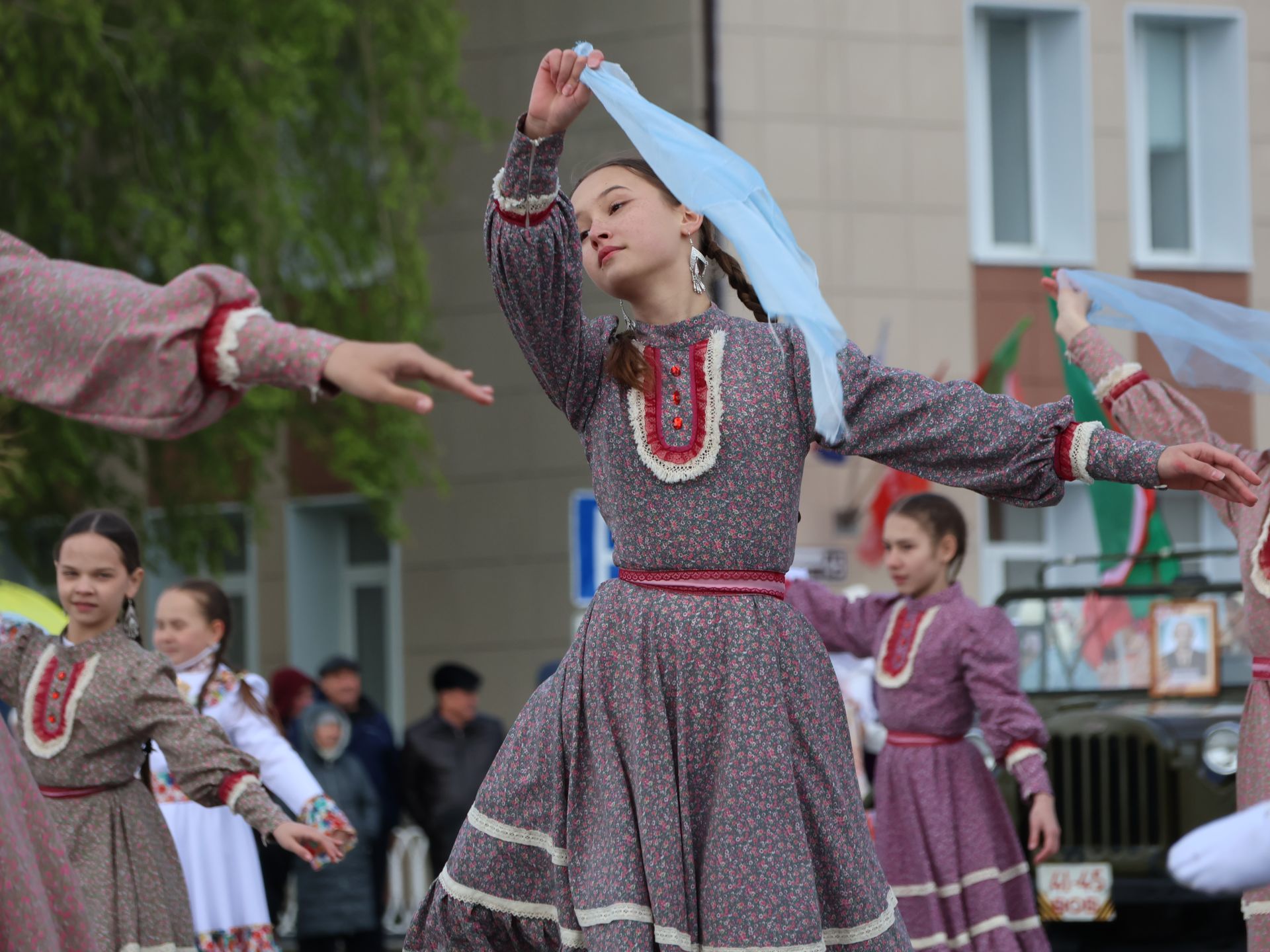 Бөек Җиңүгә 79 ел: Актанышта "Хәтер кайтавазы" бәйрәм тантанасыннан фоторепортаж