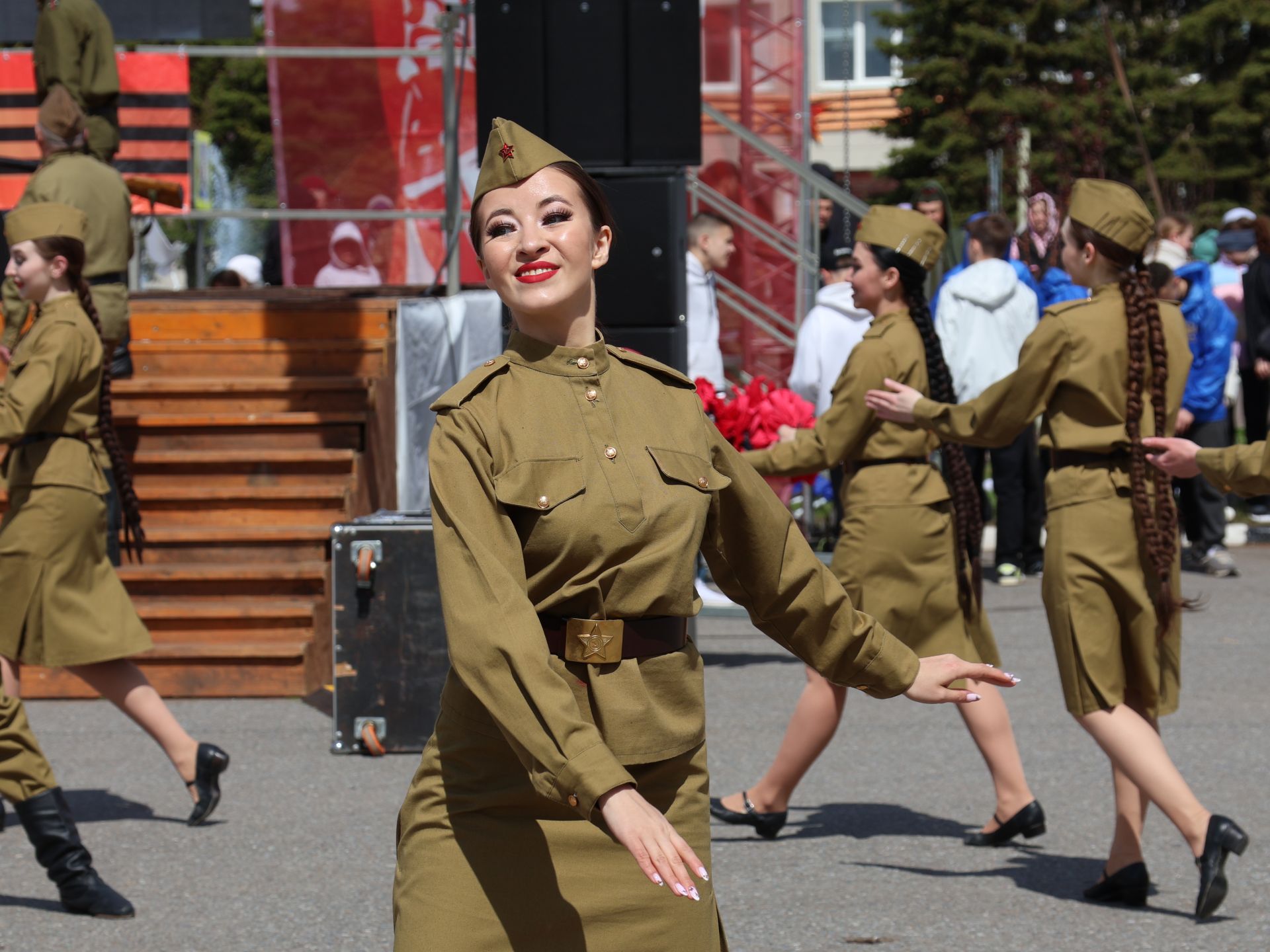 Бөек Җиңүгә 79 ел: Актанышта "Хәтер кайтавазы" бәйрәм тантанасыннан фоторепортаж