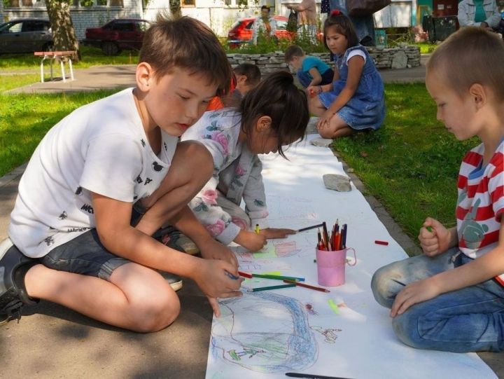 Детские клубы Татарстана присоединяются к творческому конкурсу «Наш двор – территория добрососедства»