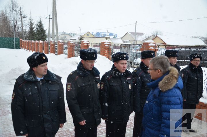 Бүген Актанышка эшлекле сәфәр белән ТР эчке эшләр министры Артем Хохорин килде