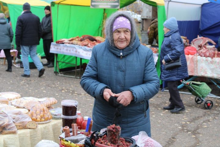 Ярминкә бәяләре район җитәкчелеге куйган социаль хактан узмады