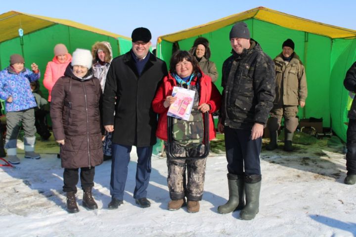 Иске Иделдә балыкчылар бәйгесе уза- фоторепортаж