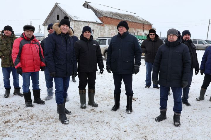 Бүген «Таң» хуҗалыгының эшчәнлегенә багышланган киңәшмә узды