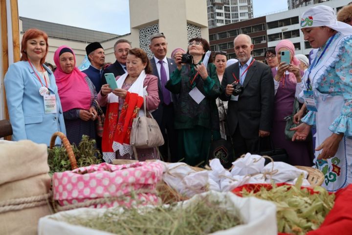 Бүген Казанда Актаныш районы мәдәният көне уза