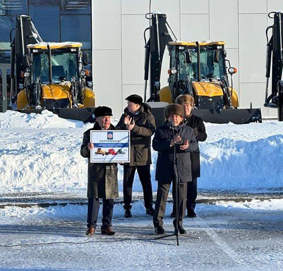 Татарстан Республикасы Рәисе Рөстәм Миңнеханов районыбызга коммуналь хезмәт техникалары тапшырды