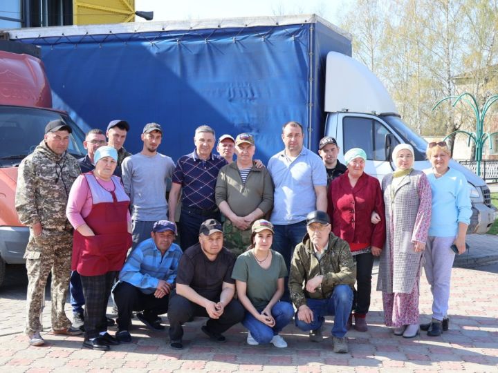 Актанышлылар махсус хәрби операциягә унберенче гуманитар ярдәм озатты